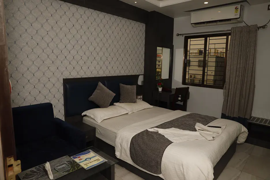 HOTEL WOODLAND PARK